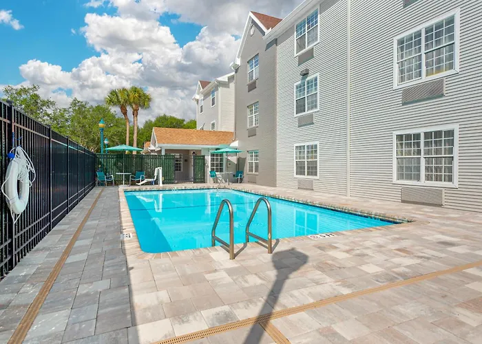 Mainstay Suites Tampa Moffitt-Usf