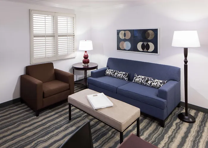 Embassy Suites By Hilton Tampa Brandon